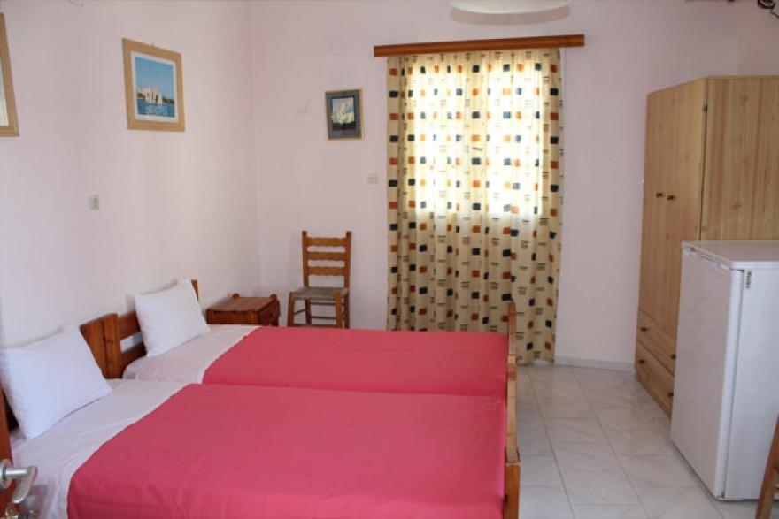 Pension Penelope Ios Chora Room photo